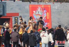 河南三门峡：新春庙会人气旺